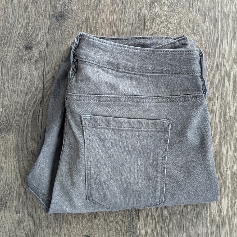 Athleta Skulptek Gray Skinny Jeans - Picture 3 of 8